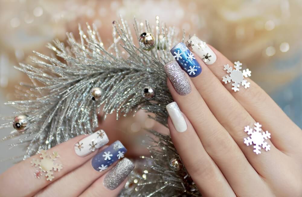 manicure with snowflake designs